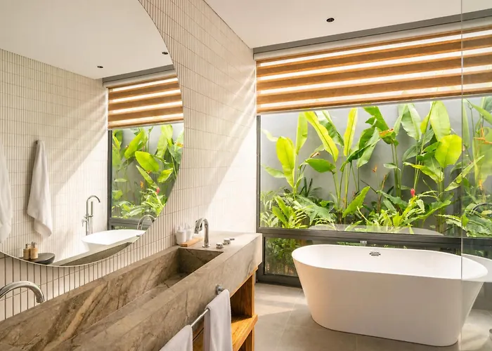 Glass House 2br In Rice Filed, 別荘 *